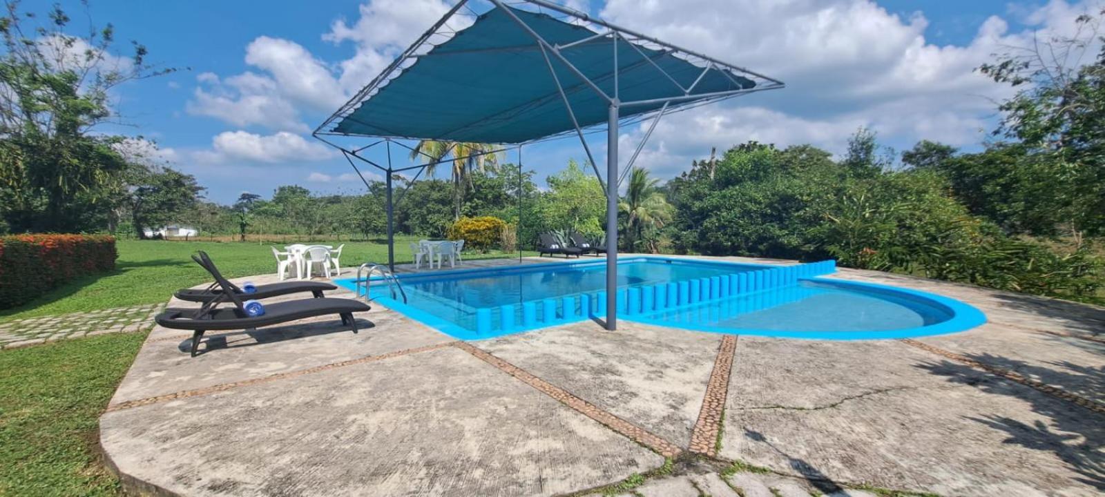Hotel Los Leones Palenque Exteriör bild